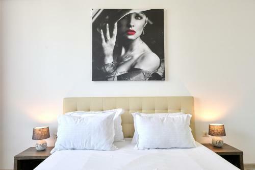 La Vida Loca Apartment Summerland