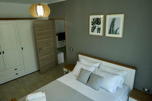Sea Shore Apartments Alezzi Spa N Pools Beach Resort