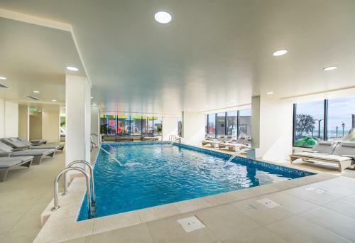 Citadell Sea View Apartment Alezzi Beach Spa N Pools