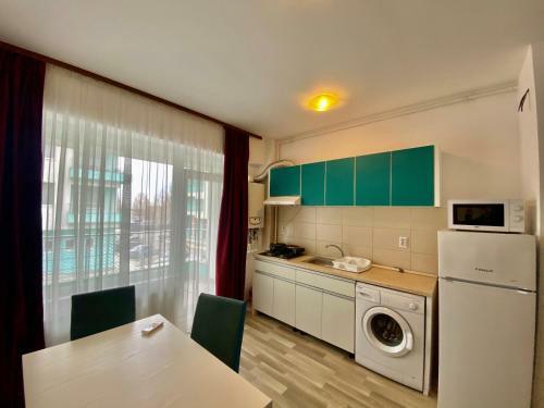 Valy Apartments Summerland