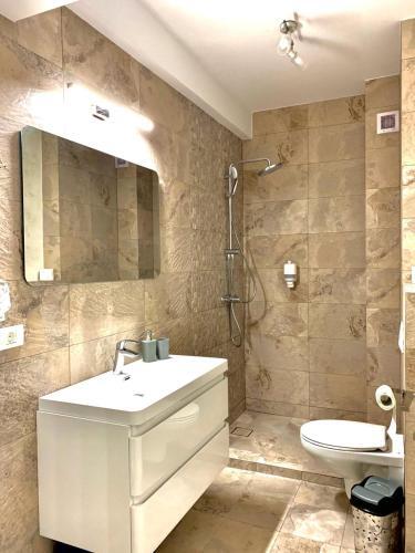 Apartamento Adamar Residence