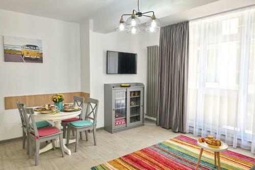 Sun & Fun Apartment In Alezzi Spa Pools Resort