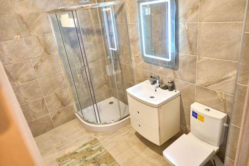 Orange Summer Apartment Alezzi Spa Pools Beach
