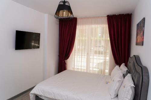 Azur Apartaments 10k Spa Pool Alezzi Beach Resort