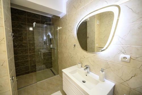 Sunset Lake Apartament Mamaia