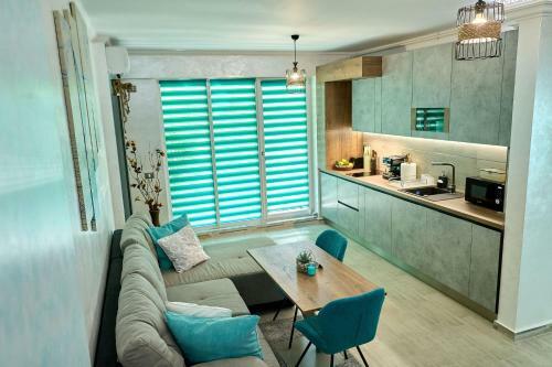 Blue Bamboo Apartment Alezzi Spa Pools Parking