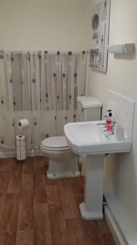 Hostal Roosecote Guest House
