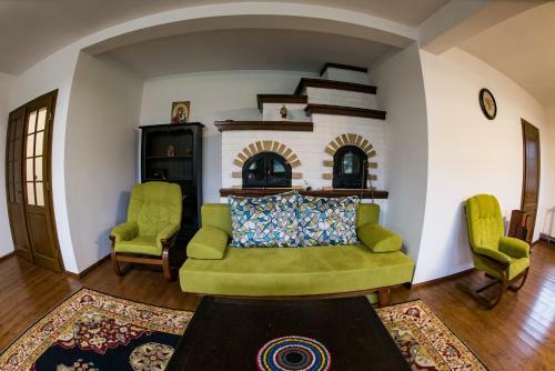Hostal Casa Strabunicului