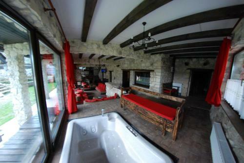 Hostal Pensiunea Casa Dacilor