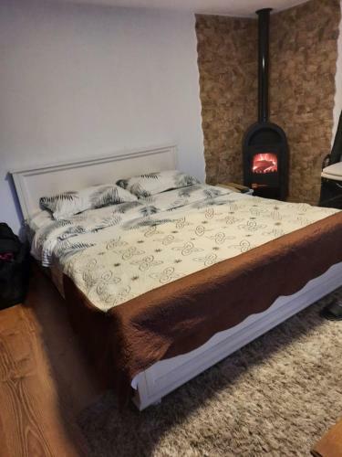 Cabanute Pitoresti Poiana Largului