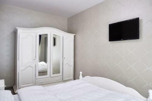 Blue Apartment In Spa N Pool Alezzi Beach Resort