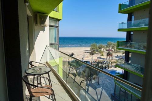 Blue Apartment In Spa N Pool Alezzi Beach Resort