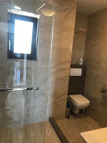 Hostal Breeze Villa Mamaia Nord