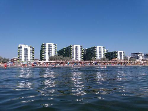 Yasuo Beach Apartment