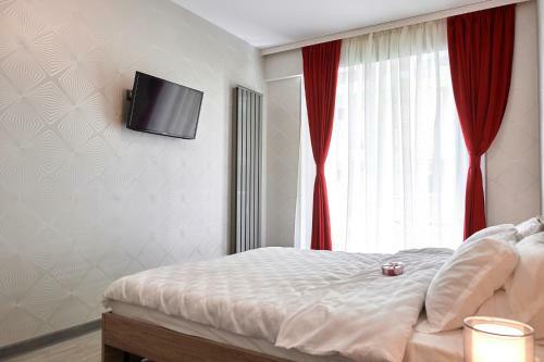 Red Apartament In Spa N Pool Alezzi Beach Resort