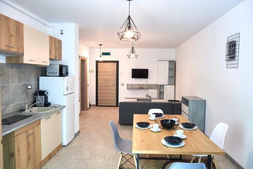 Oasis Apartment Spa N Pool Alezzi Beach Resort