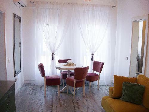 One Aquarium Apartament