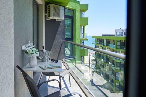 Happy Summer Apartment Spa N Pool Alezzi Beach Resort