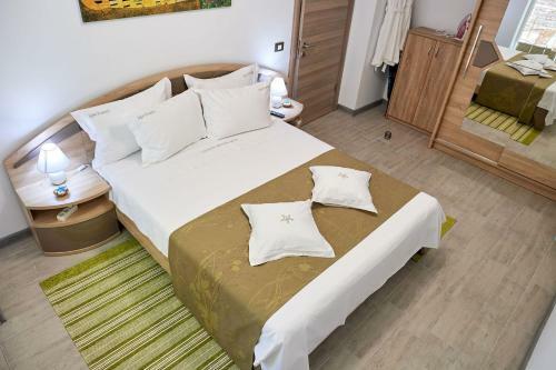 Crystal Beach Apartments Spa N Pool Alezzi Beach Resort
