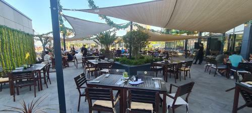 Alezzi Beach Apartment