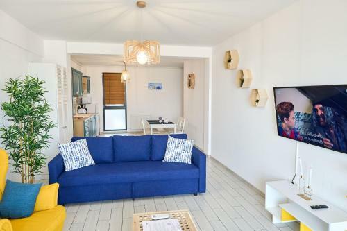 Santorini Apartment Tomis Villa