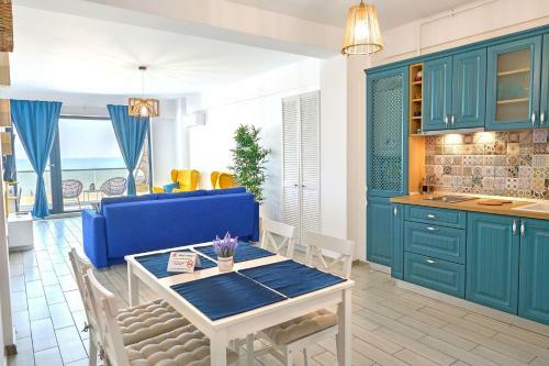 Santorini Apartment Tomis Villa