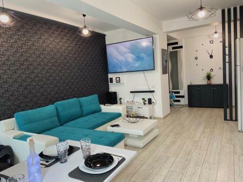 Peacock Apartament- Stefan Building