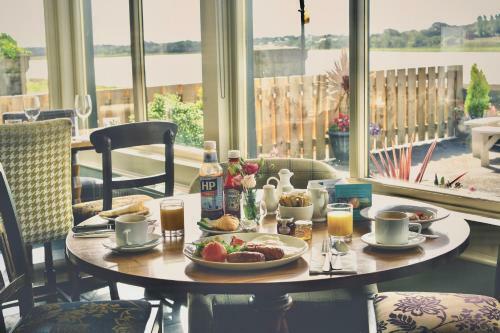 Hostal Shard Riverside