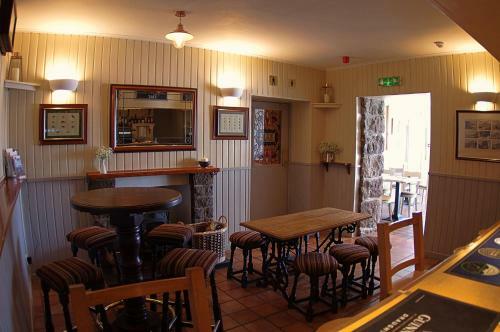 Hostal Summer Isles Hotel