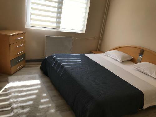 Boulevard Apartment