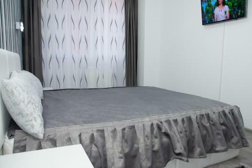 Modern Minimalist Apartment In Oradea