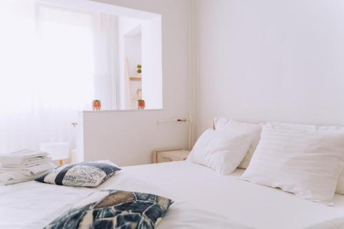 Class Apartments
