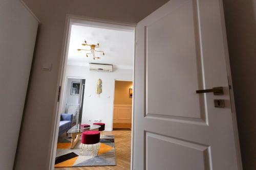 Maniu 31 Apartments & Rooms