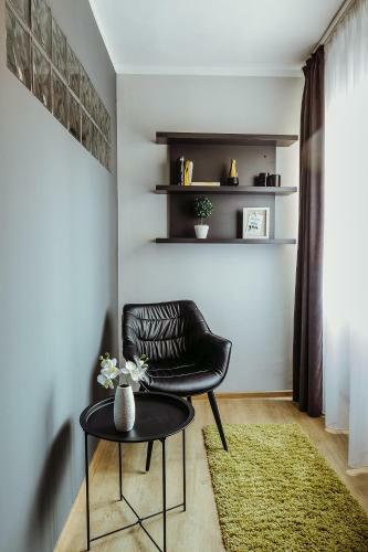 Charlotte Residence - 2 Bedrooms Apartment