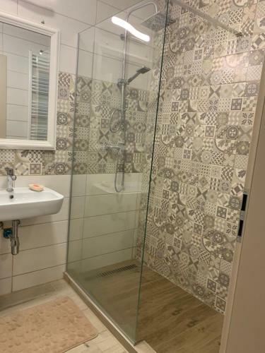 Apartament Cu 2 Camere