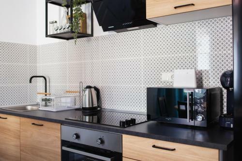 Super Central Spacious Apartment
