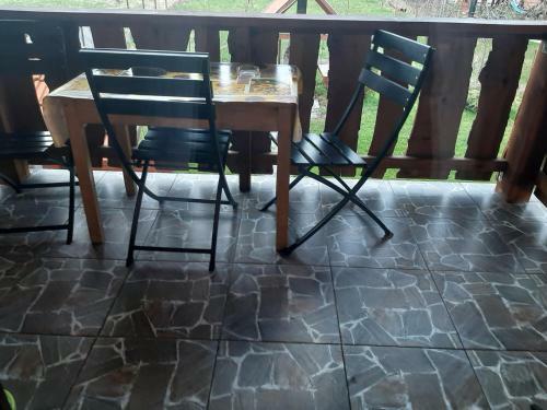 Hostal Apartamente Ambrus E