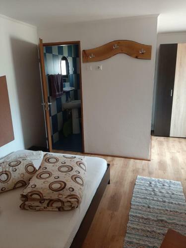 Hostal Apartamente Ambrus E