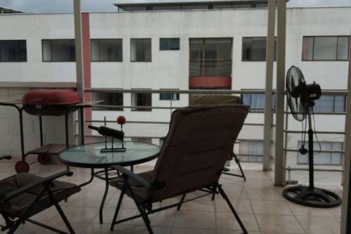 Aparta Estudio En Manizales Con Terraza Privada.