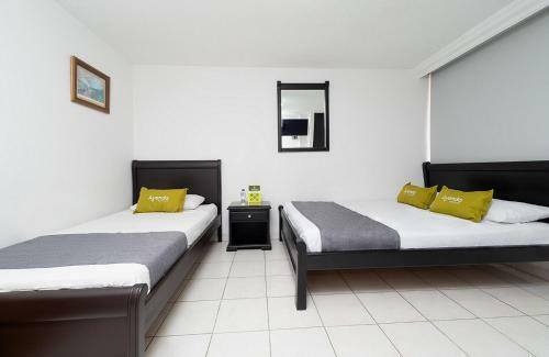 Hotel Ayenda Travel Blue 1705