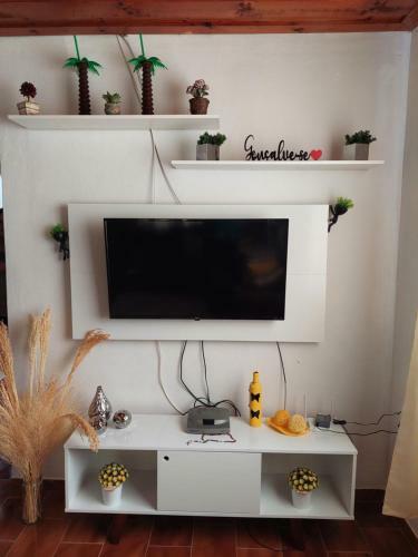 Casa Aconchegante Na Ro�a C/ Piscina/churrasqueira