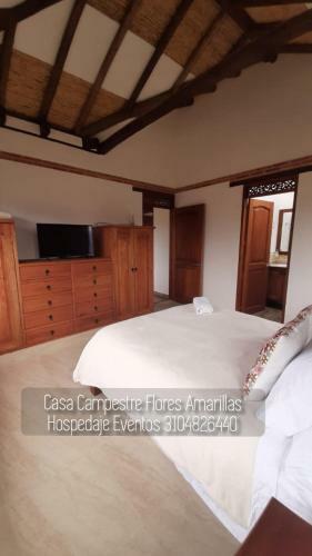 Casa Campestre Flores Amarillas