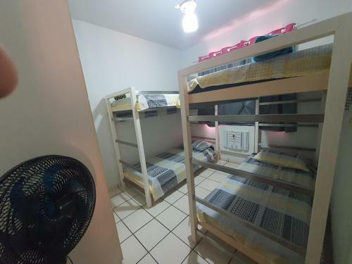 Apartamento Quadra Praia Com Vista Mar
