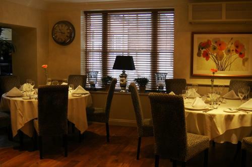 Le Bouchon Brasserie & Hotel