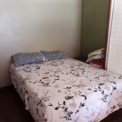 Albergue Casa Em Condom�nio Fechado Com Piscina