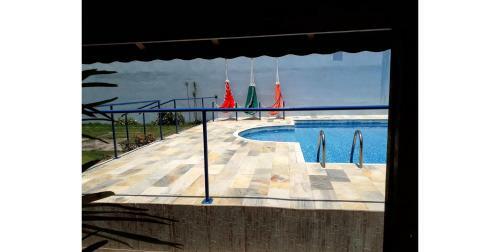 Albergue Casa Em Condom�nio Fechado Com Piscina
