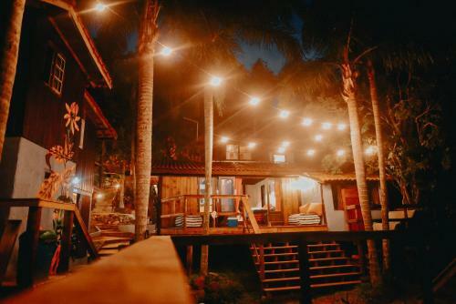 Surya Inn - Praia Do Rosa