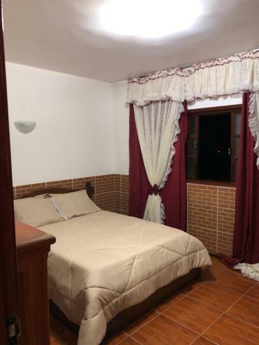 Casa Pr�xima Ao Hotel Quitandinha