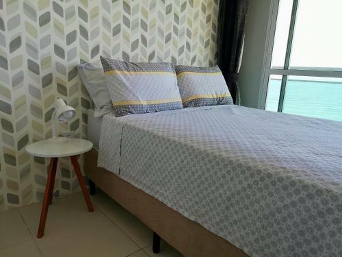Modern Beachfront Apartment W. Magnificent Seaview