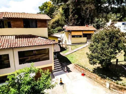 Hostel Yellow House Mg